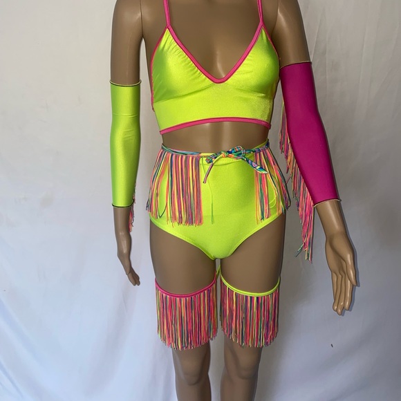 Eight piece rave set - Picture 3 of 8